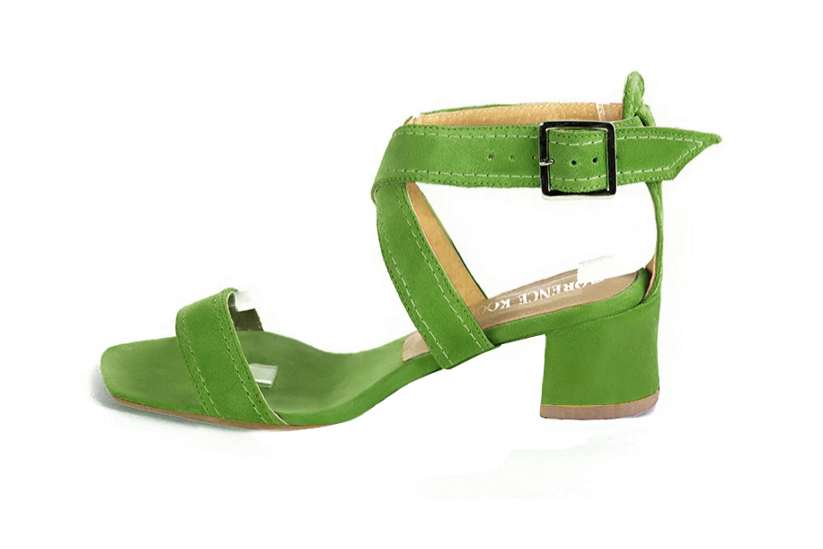 Women's grass green elegant fully open cross straps sandals. Square toe. Low flare heels - Profile view